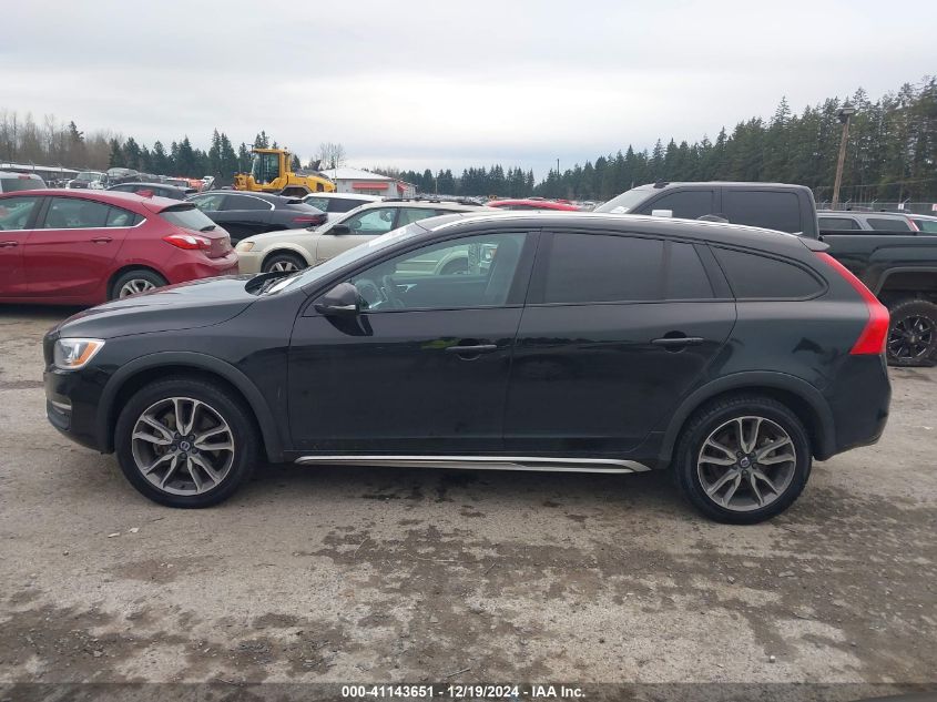 VIN YV440MWKXJ2055592 2018 VOLVO V60 CROSS COUNTRY no.14