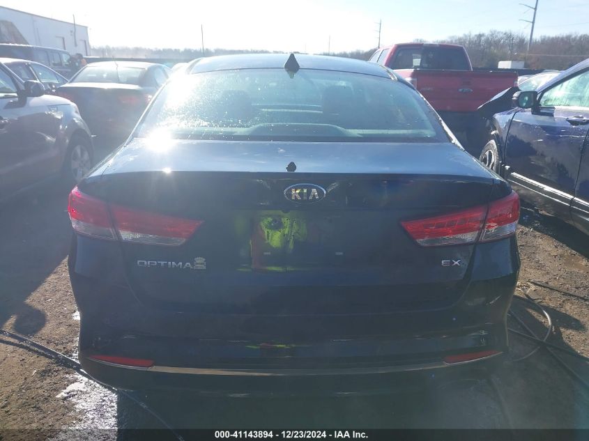 VIN 5XXGU4L39JG245606 2018 KIA OPTIMA no.16