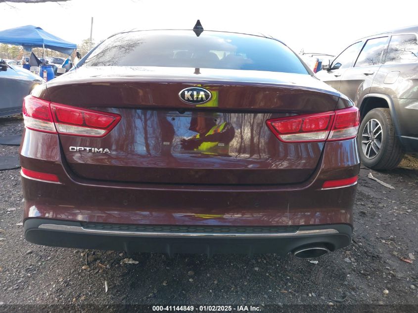 VIN 5XXGT4L35KG300783 2019 KIA Optima, LX no.15