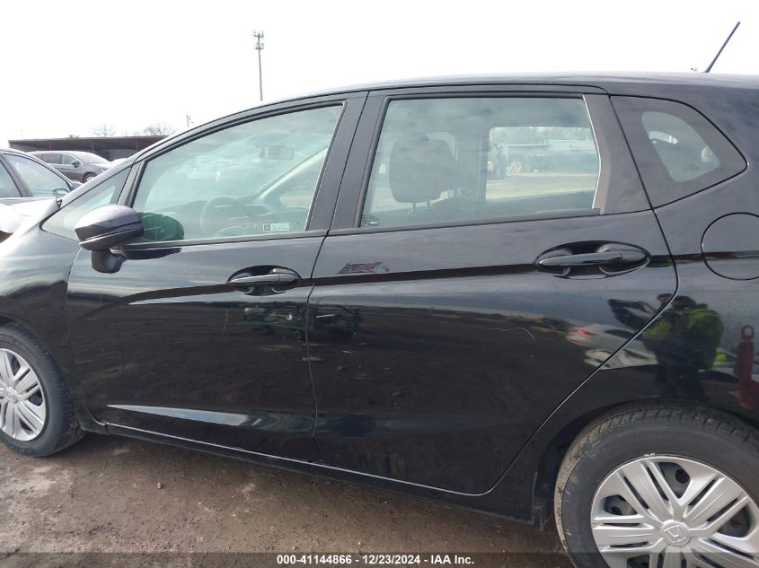 VIN 3HGGK5H48KM723075 2019 HONDA FIT no.14