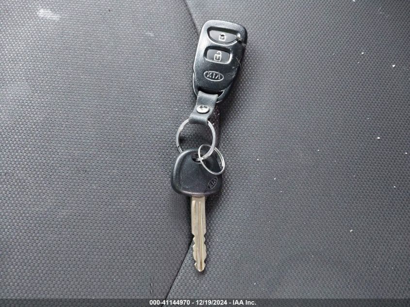 2010 KIA SOUL VIN: KNDJT2A25A7108825