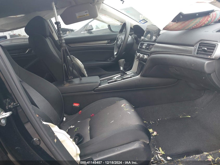 2018 HONDA ACCORD VIN: 1HGCV1F18JA161312