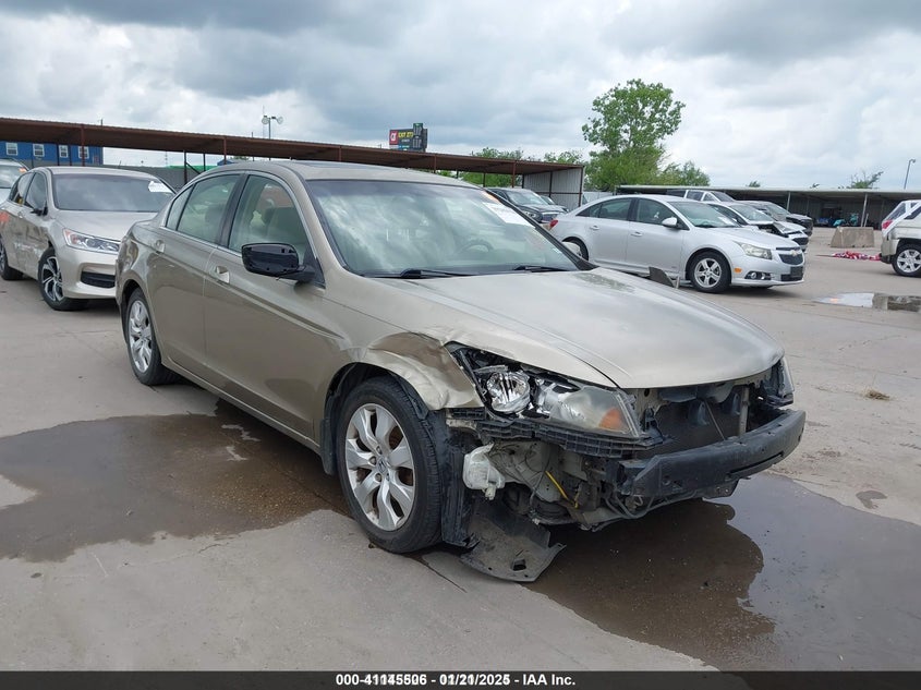 2008 HONDA ACCORD VIN: JHMCP26858C035028