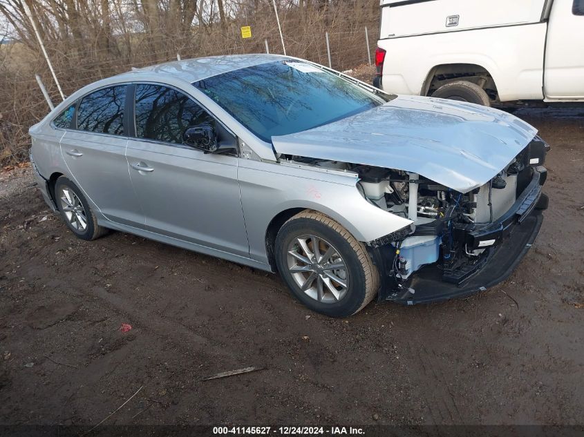 VIN 5NPE24AF2JH597814 2018 Hyundai Sonata, SE no.1