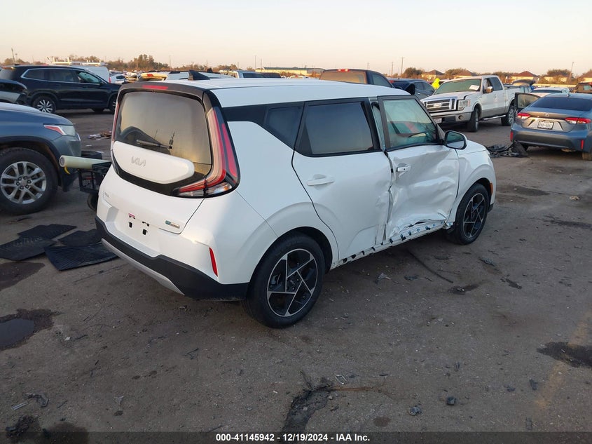 2024 KIA SOUL VIN: KNDJ33AU3R7917422