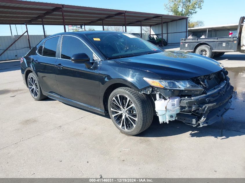 VIN 4T1B11HK1KU796668 2019 Toyota Camry, SE no.1