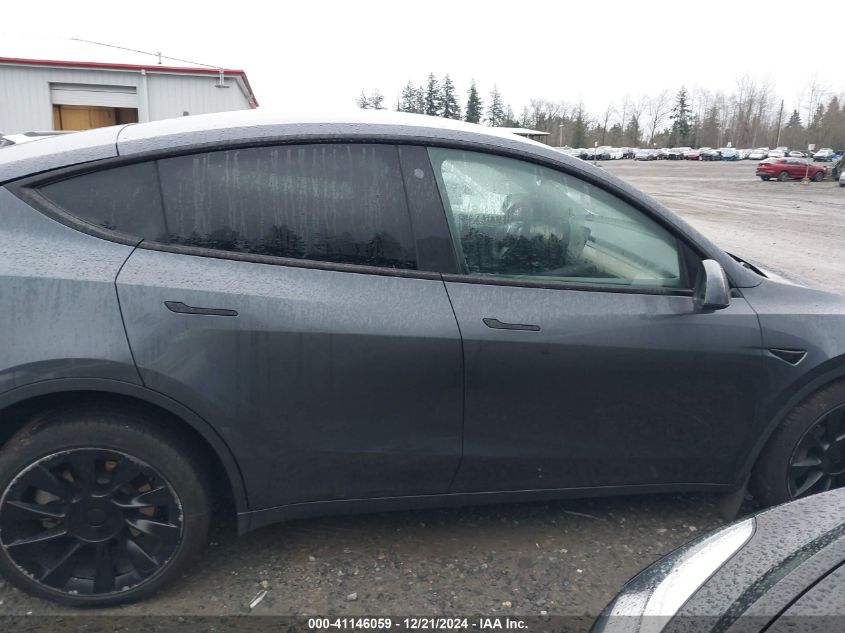 VIN 7SAYGDEE8PF697118 2023 Tesla Model Y, Awd/Long... no.14