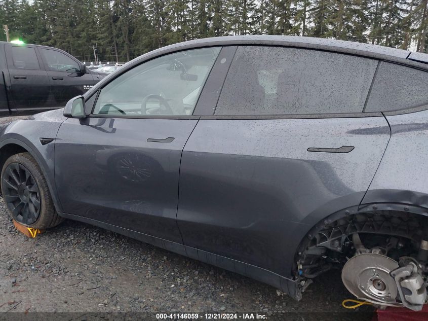 VIN 7SAYGDEE8PF697118 2023 Tesla Model Y, Awd/Long... no.15