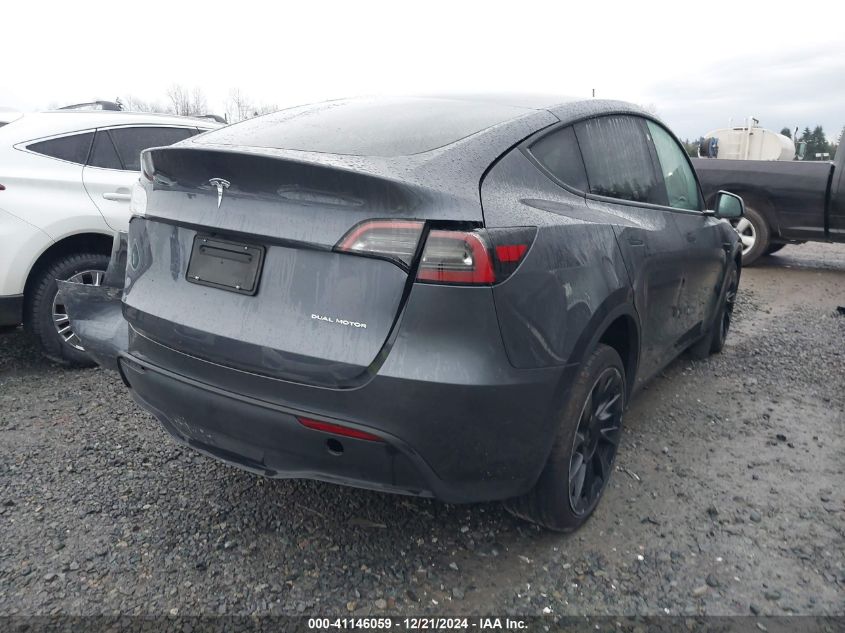 VIN 7SAYGDEE8PF697118 2023 Tesla Model Y, Awd/Long... no.4