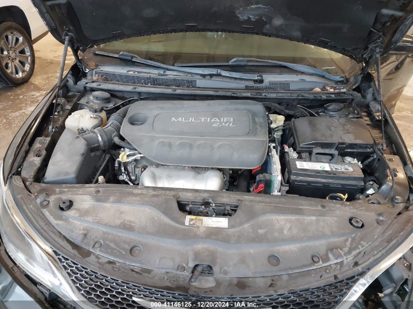 2015 Chrysler 200 Limited VIN: 1C3CCCABXFN698655 Lot: 41146125