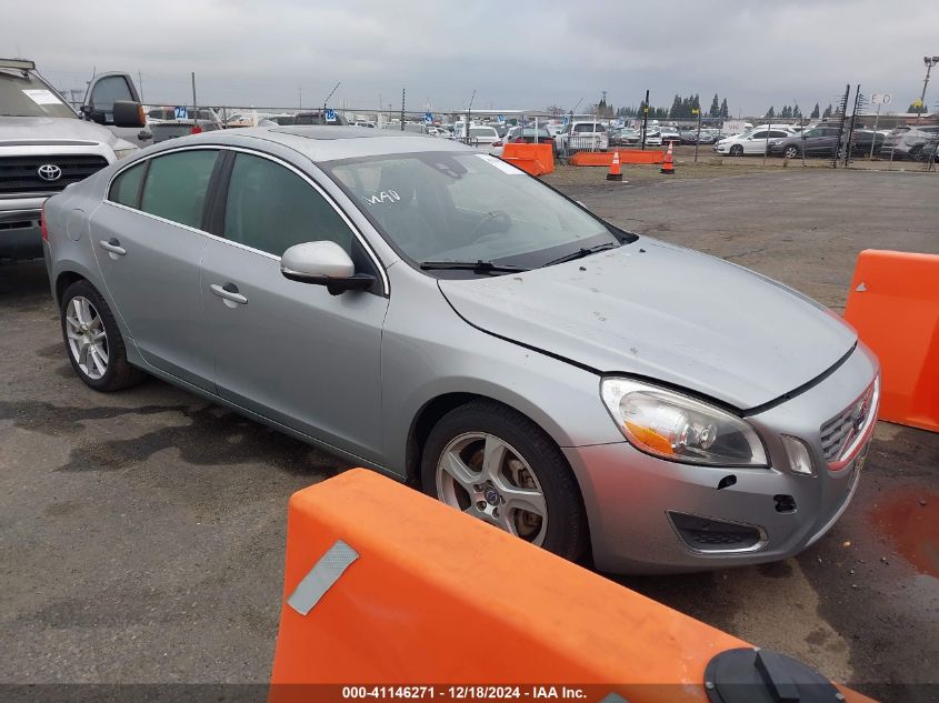 VIN YV1612FS4D2204767 2013 VOLVO S60 no.1