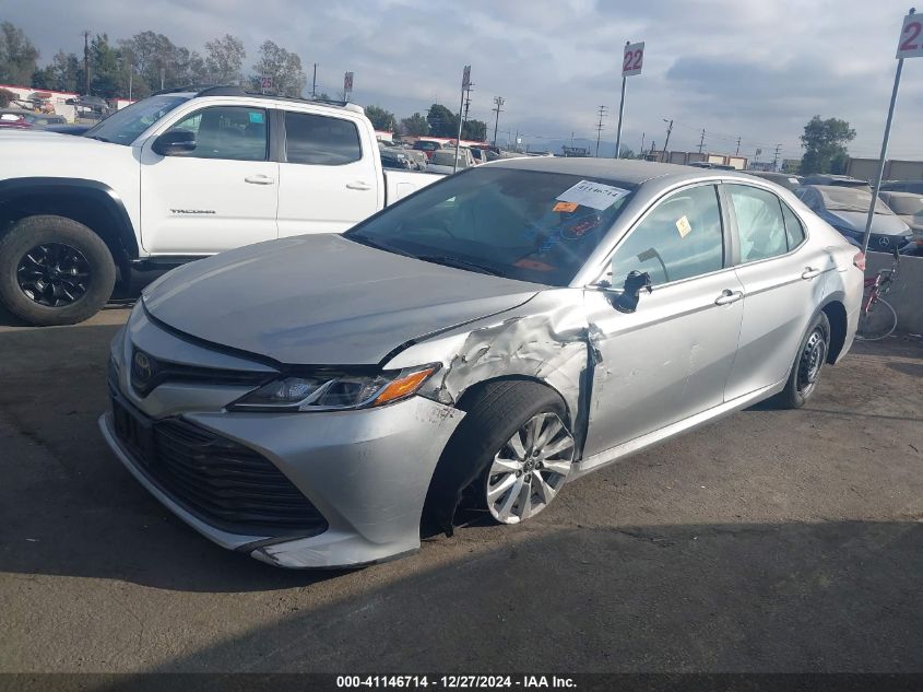 VIN 4T1B11HKXJU513960 2018 TOYOTA CAMRY no.2