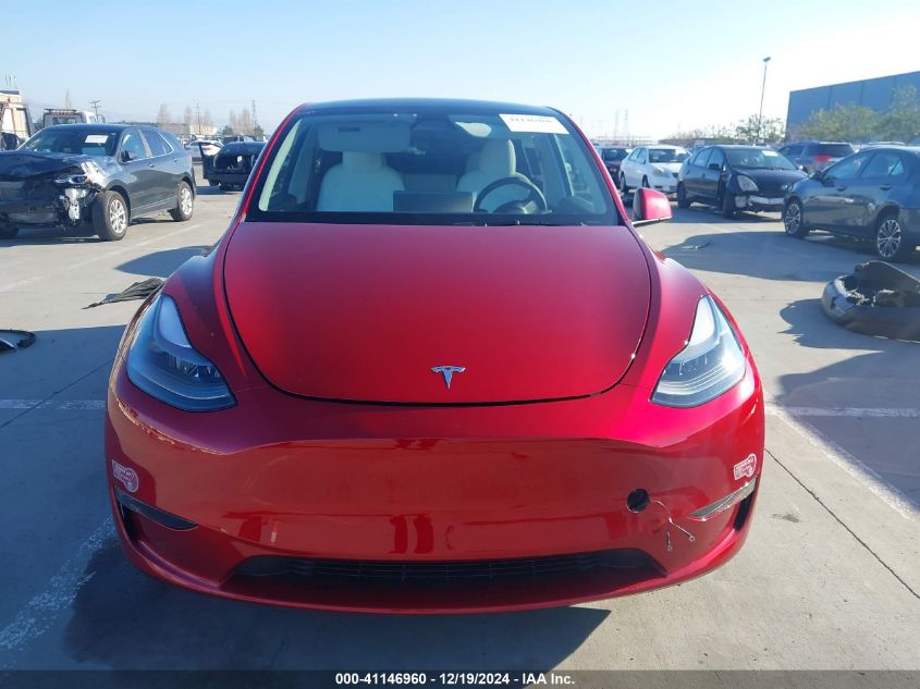 2024 Tesla Model Y Long Range Dual Motor All-Wheel Drive VIN: 7SAYGDEE5RF072758 Lot: 41146960