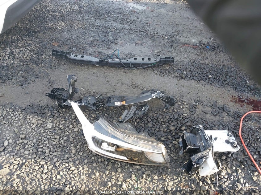 2018 KIA FORTE LX - KNAFK5A85J5772713