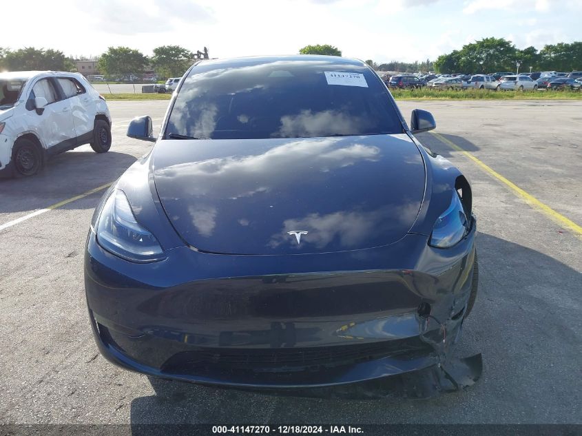 2024 Tesla Model Y Long Range Dual Motor All-Wheel Drive VIN: 7SAYGDEE1RF035089 Lot: 41147270