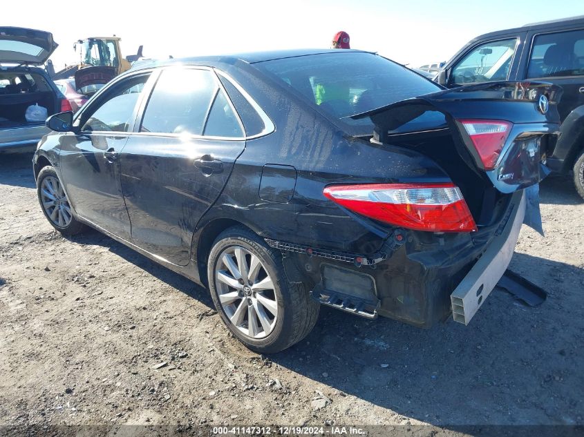 VIN 4T1BF1FK1FU490113 2015 Toyota Camry, SE no.3