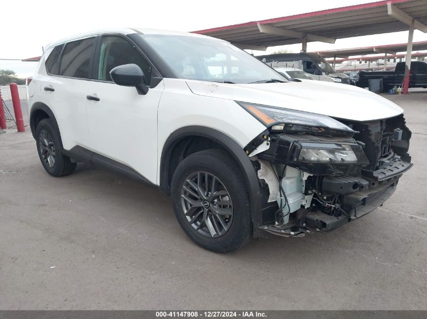 VIN 5N1BT3AA4PC826864 2023 Nissan Rogue, S Fwd no.1