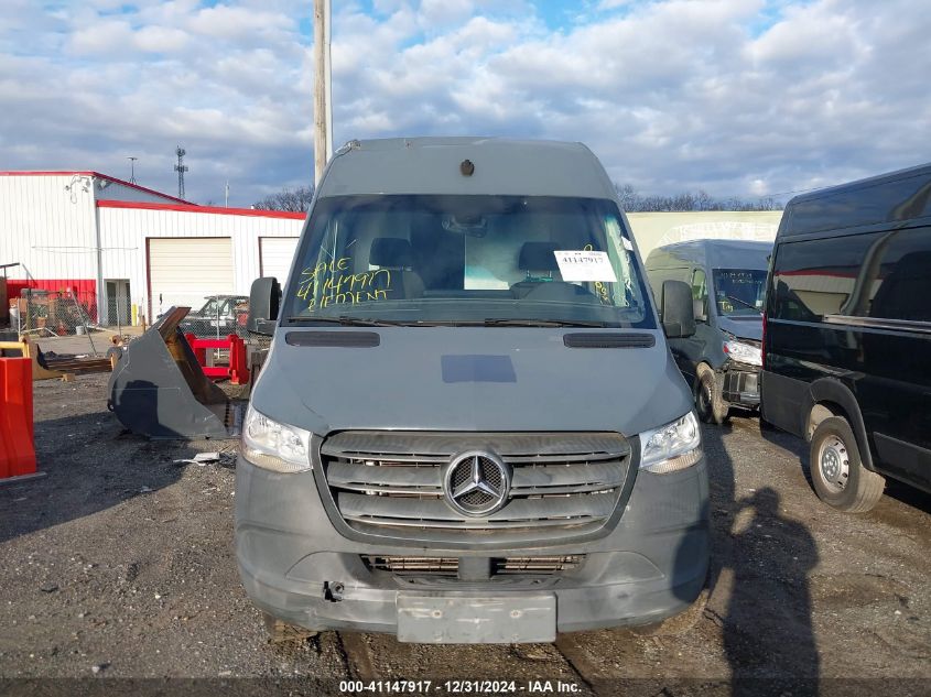 VIN WD4PF0CD7KP091487 2019 Mercedes-Benz Sprinter 2... no.12