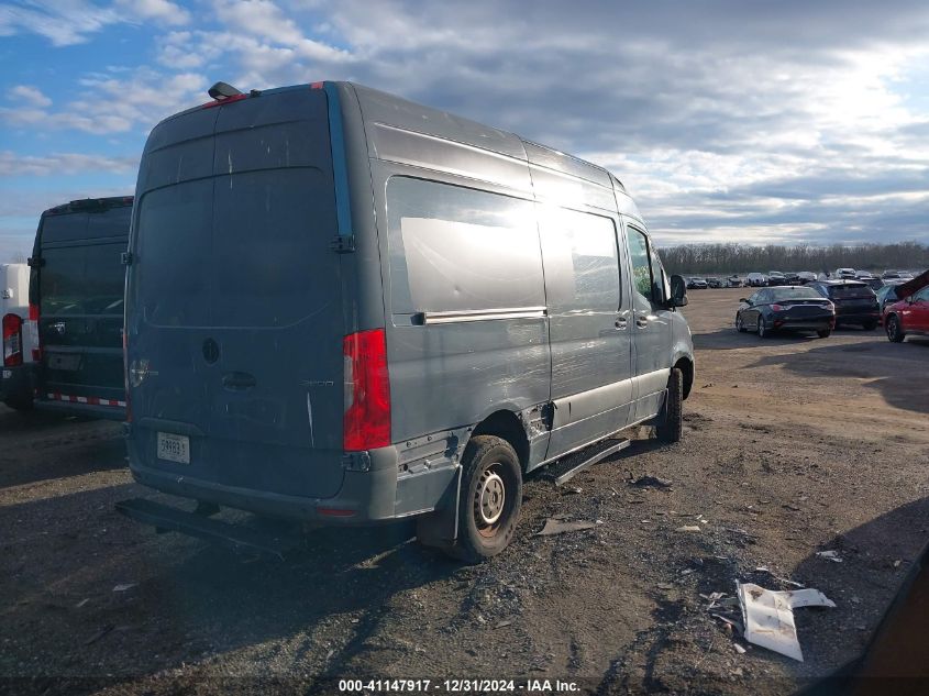 VIN WD4PF0CD7KP091487 2019 Mercedes-Benz Sprinter 2... no.4