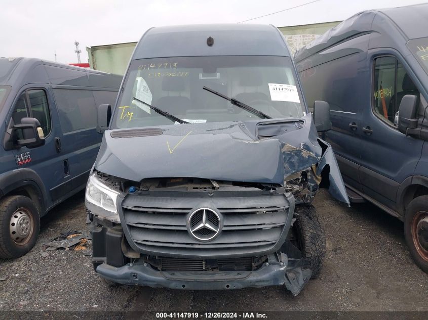 VIN WD4PF0CD5KP092508 2019 Mercedes-Benz Sprinter 2... no.12