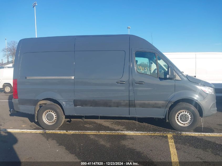 VIN WD4PF0CD1KP103259 2019 Mercedes-Benz Sprinter 2... no.13