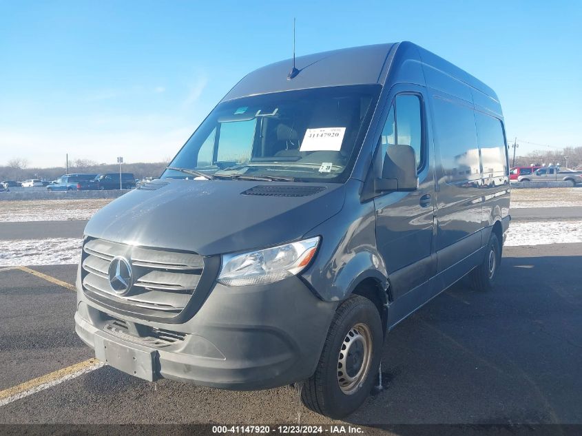 VIN WD4PF0CD1KP103259 2019 Mercedes-Benz Sprinter 2... no.2