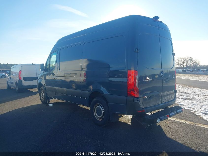 VIN WD4PF0CD1KP103259 2019 Mercedes-Benz Sprinter 2... no.3