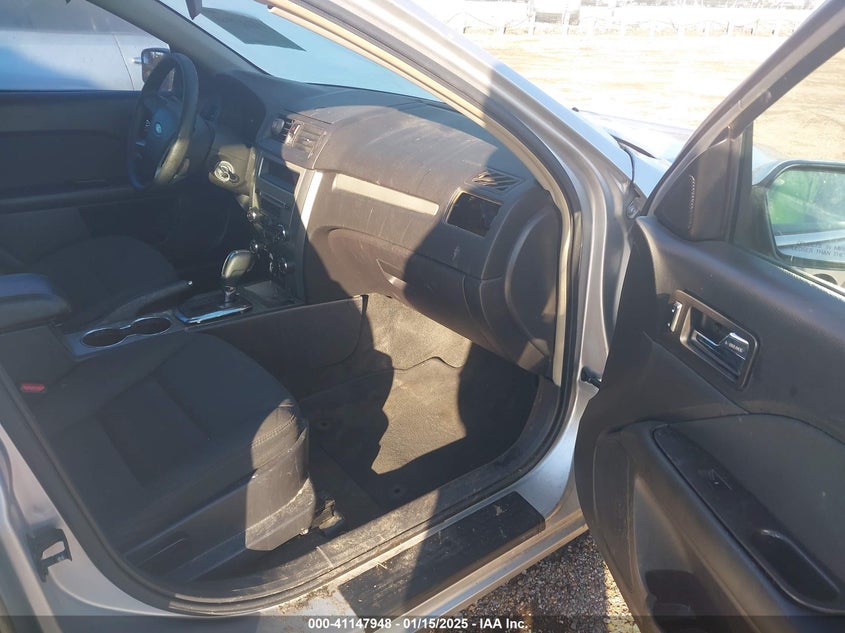 2012 FORD FUSION VIN: 3FAHP0HA1CR102932