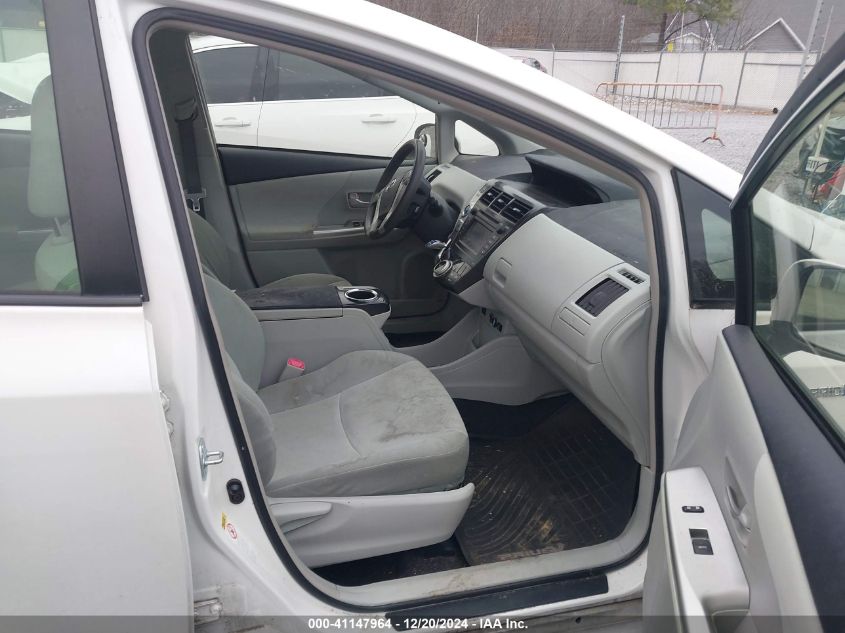 VIN JTDZN3EU3E3331117 2014 TOYOTA PRIUS V no.5