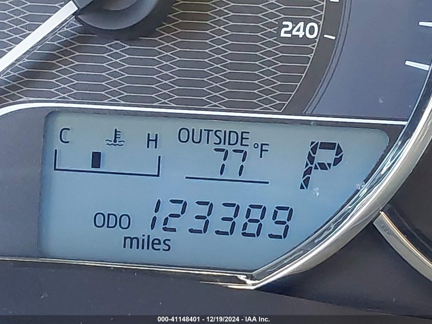 2016 TOYOTA COROLLA LE - 2T1BURHE3GC495392