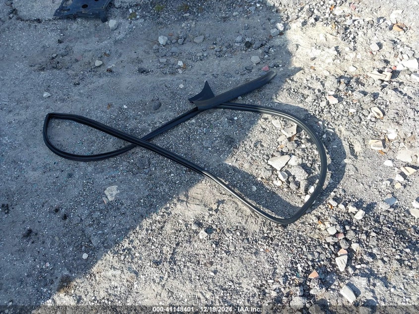 2016 TOYOTA COROLLA LE - 2T1BURHE3GC495392