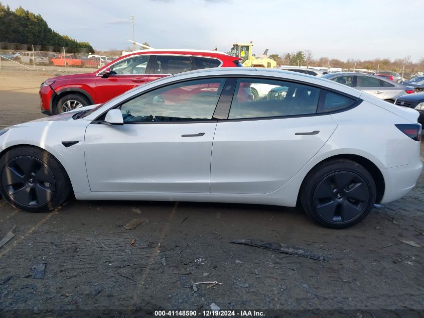 2022 Tesla Model 3 Rear-Wheel Drive VIN: 5YJ3E1EA8NF121678 Lot: 41148590