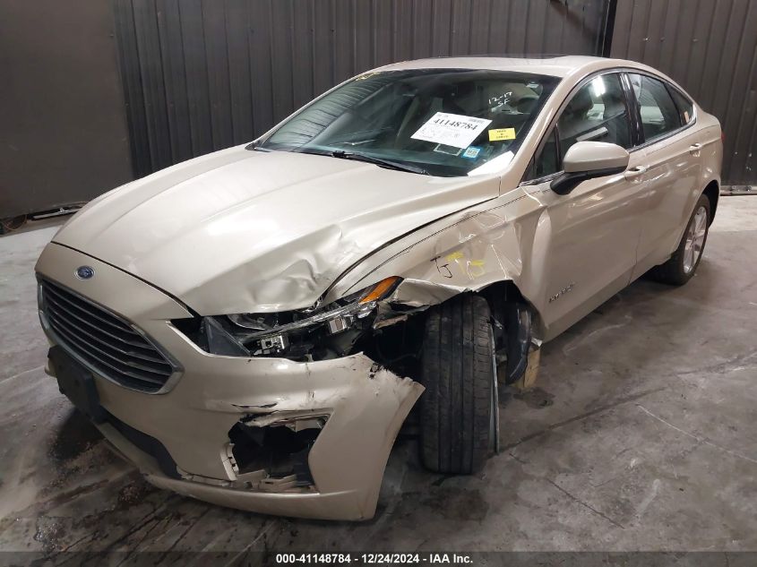 VIN 3FA6P0LU6KR212396 2019 FORD FUSION HYBRID no.2