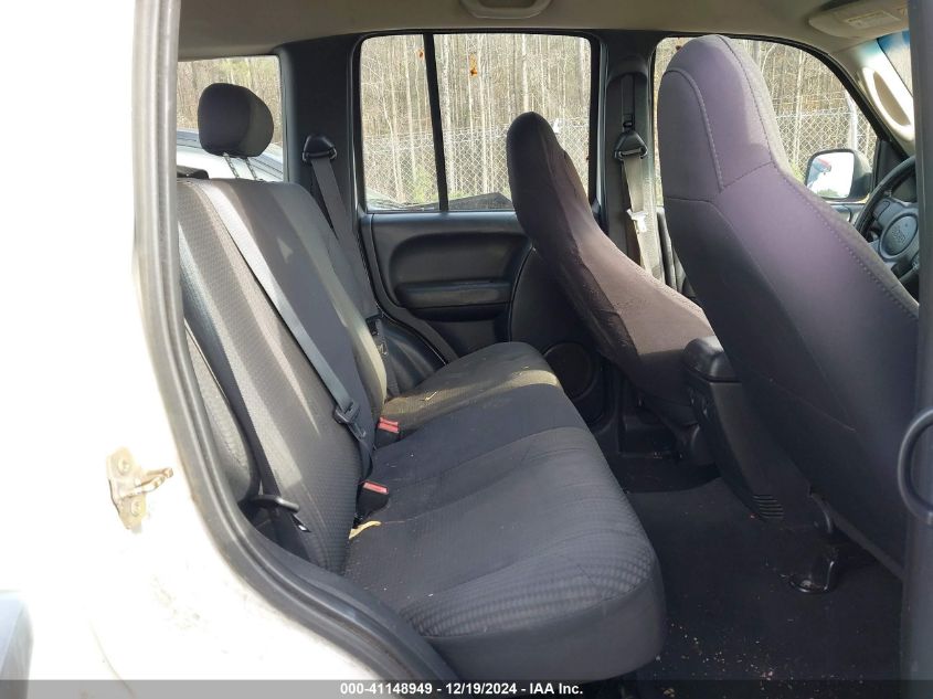 2003 Jeep Liberty Sport VIN: 1J4GK48K93W629158 Lot: 41148949