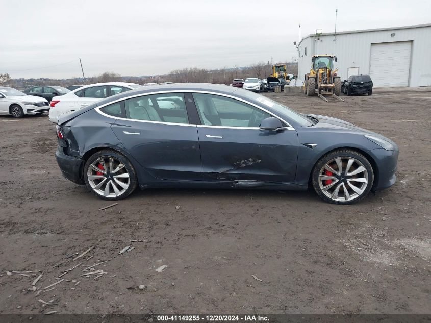 2019 Tesla Model 3 Long Range/Performance VIN: 5YJ3E1EB5KF533660 Lot: 41149255