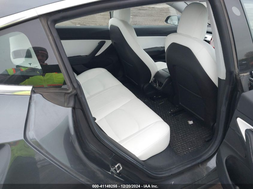VIN 5YJ3E1EB5KF533660 2019 TESLA MODEL 3 LONG RANGE/PERFORMANCE