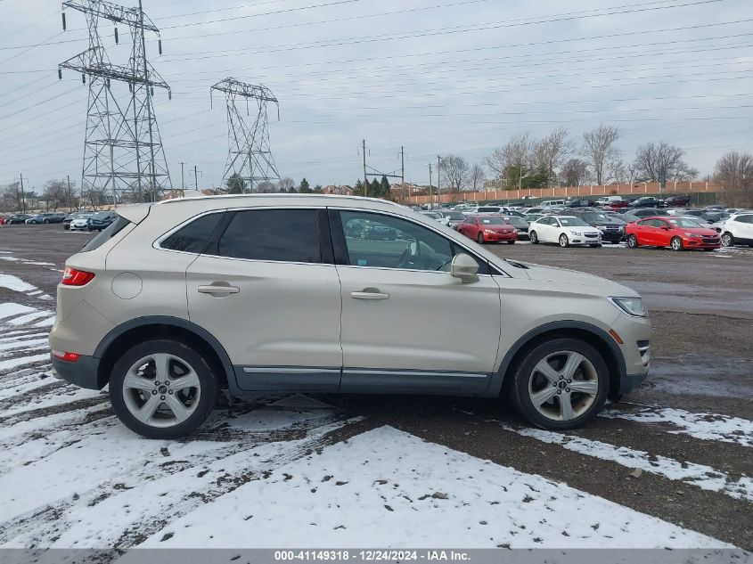 VIN 5LMCJ1C9XHUL34477 2017 Lincoln MKC, Premiere no.13