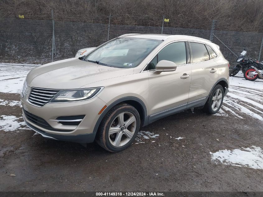 VIN 5LMCJ1C9XHUL34477 2017 Lincoln MKC, Premiere no.2