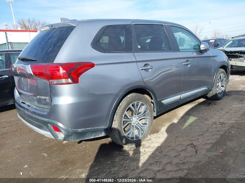 VIN JA4AD3A39HZ022132 2017 Mitsubishi Outlander, SE no.4