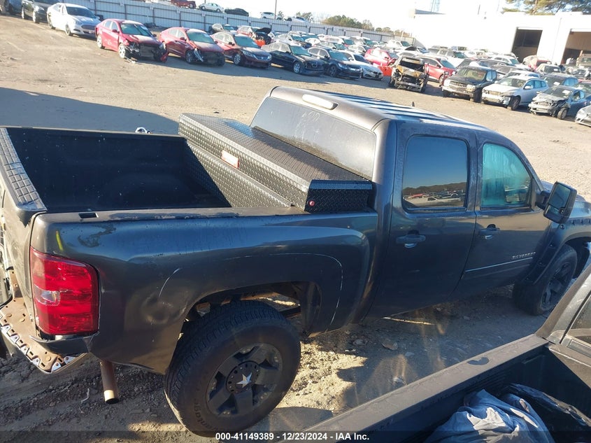 2011 CHEVROLET SILVERADO 1500 VIN: 3GCPKSE32BG244576