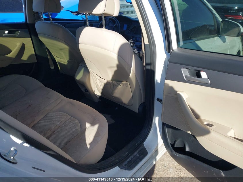 2017 HYUNDAI SONATA VIN: 5NPE24AF3HH448547