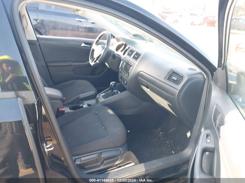 2015 VOLKSWAGEN JETTA VIN: 3VW2K7AJ7FM315982