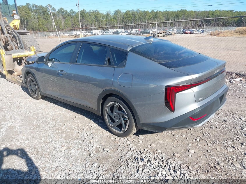 Vin: 3kpfu4de9se016283, lot: 41640104, kia k4 ex 20253