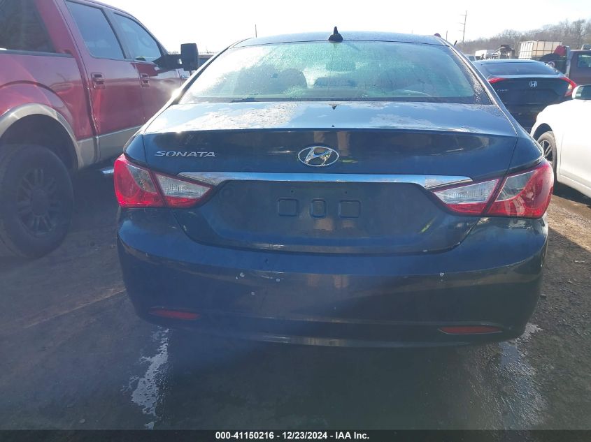 VIN 5NPEB4AC4DH752065 2013 Hyundai Sonata, Gls no.16