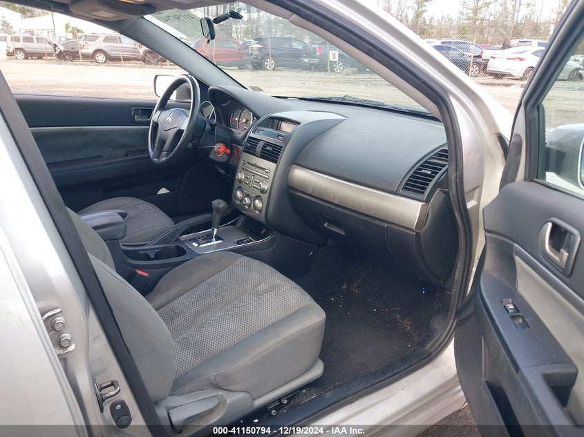 2011 MITSUBISHI GALANT VIN: 4A32B2FFXBE023668