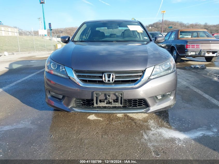 VIN 1HGCR2F53FA010950 2015 Honda Accord, Sport no.13