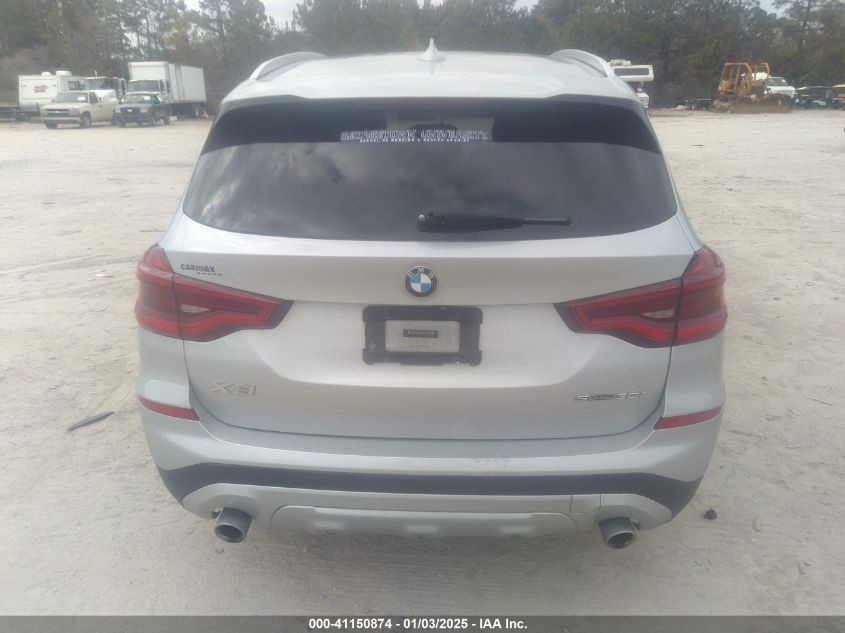 VIN 5UXTR7C56KLF26039 2019 BMW X3 no.16