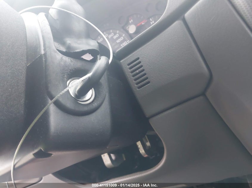 1FMZU73E55UB62634 2005 FORD EXPLORER photo no. 11