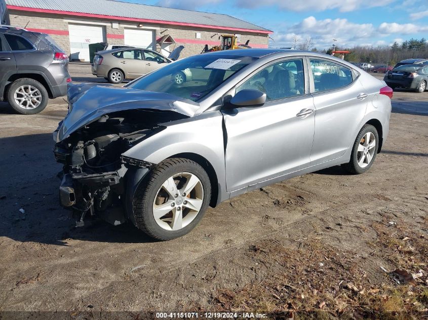 VIN KMHDH4AE5DU932460 2013 HYUNDAI ELANTRA no.2