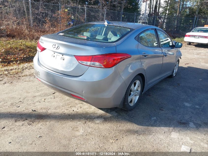 VIN KMHDH4AE5DU932460 2013 HYUNDAI ELANTRA no.4